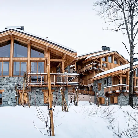 Chalet Luxueux Sur Les Pistes, Sauna, Parking Inclus *